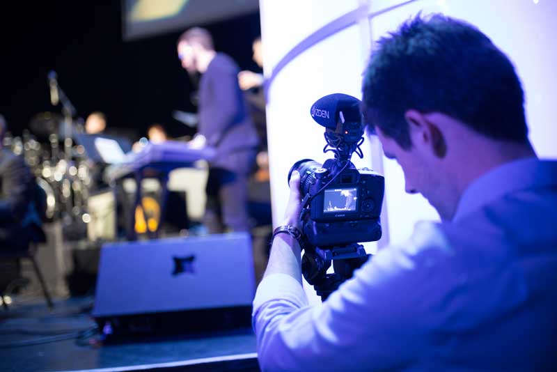 Stereo vs. Mono Video Microphone: Which Is Right For You?